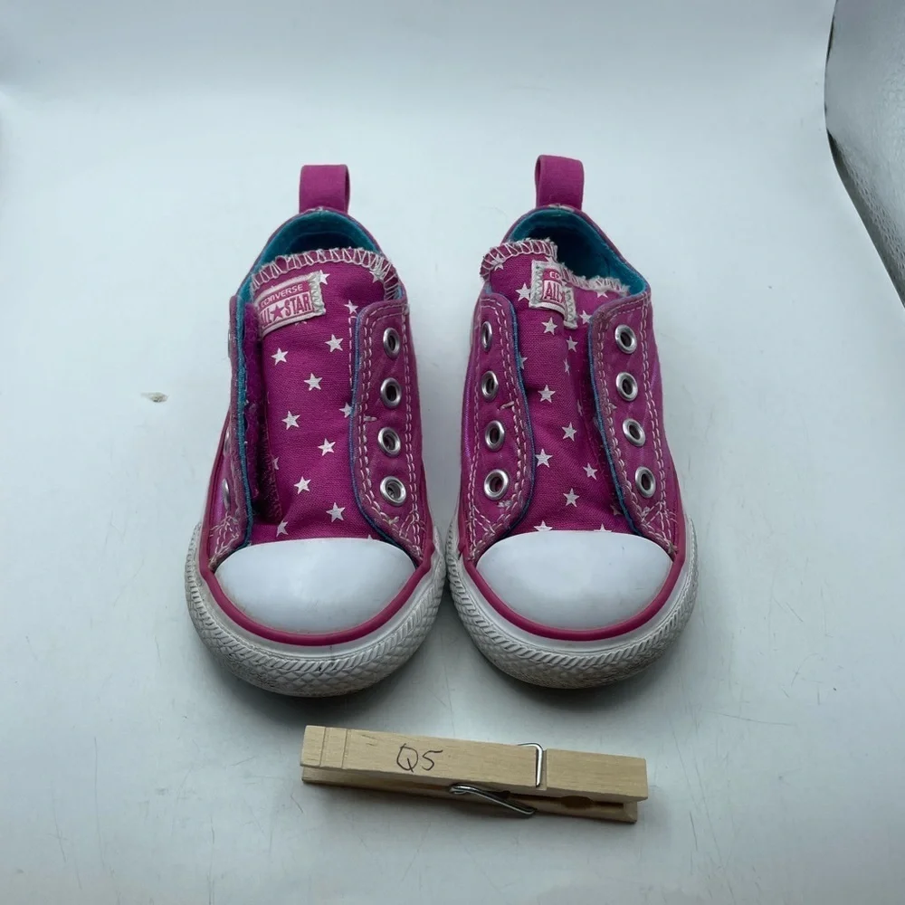 Converse Pink and White infant girls Slip-On Sneakers size 6C